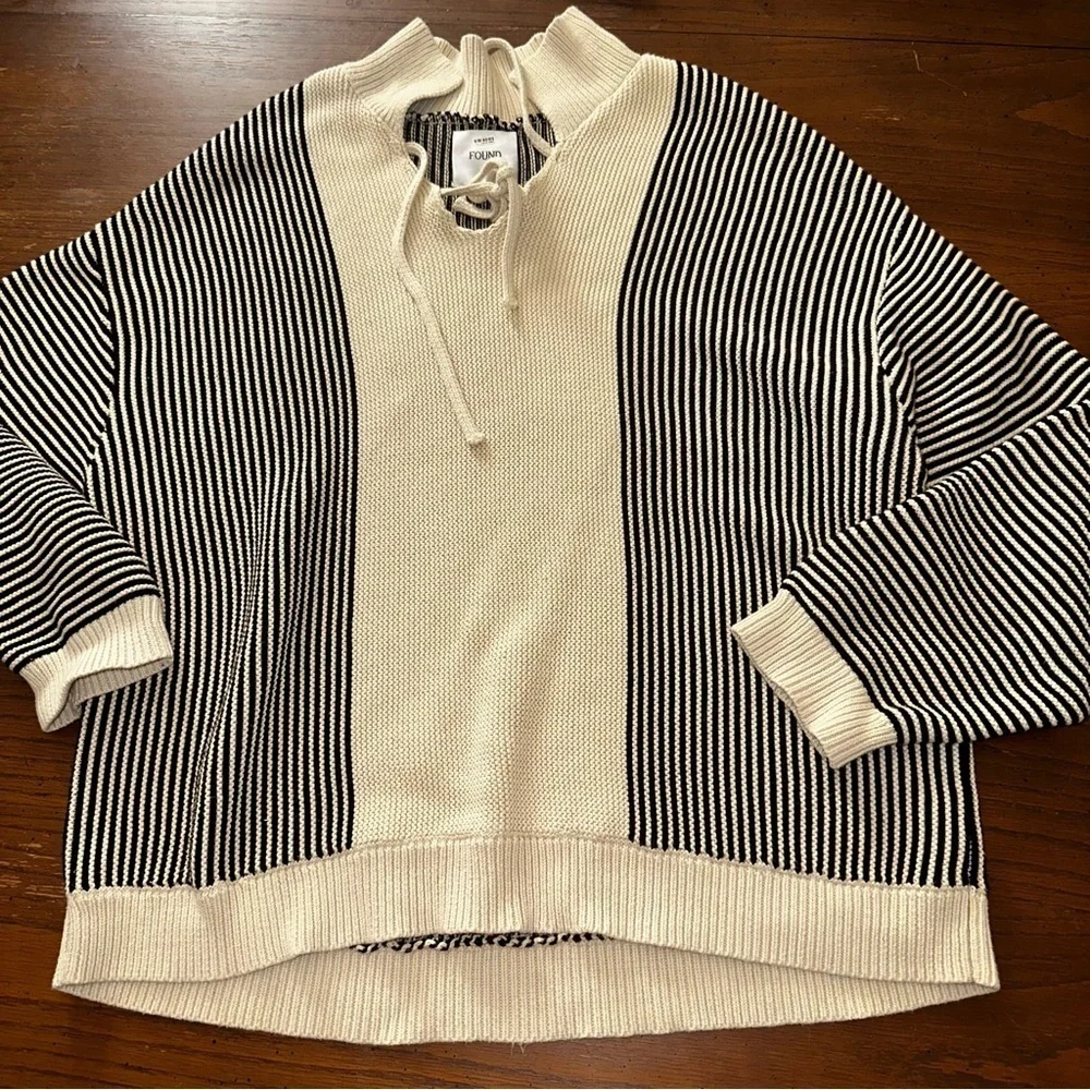 Found men’s TABAS TIE KNIT COLLARED SWEATER
in cream S - Picture 2 of 11
